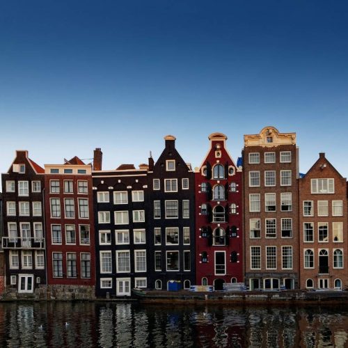 houses-5432876_1920